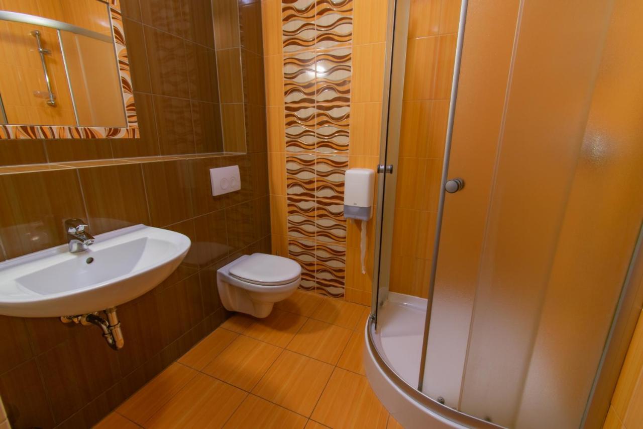 Zajazd U Dziadka Opole Exterior foto